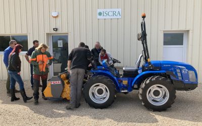 Il est enfin arrivé. IRISSE s’équipe d’un nouveau tracteur avec treuil et gyrobroyeur. De nouveaux chantiers en perspective !